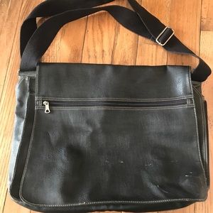 Gap leather bag